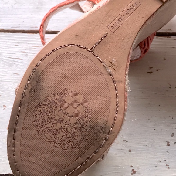 Vince Camuto wedge braided sandals. - Picture 13 of 13